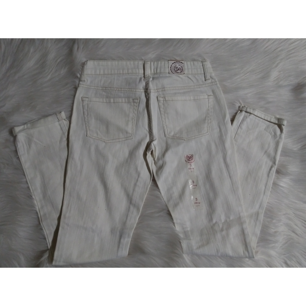 SO White Jeans - Picture 4 of 4